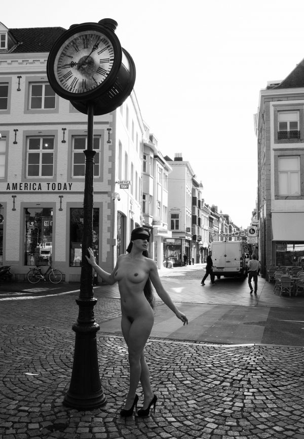 female nude, photography, dating clock Vrijthof Maastricht Sensual in the City